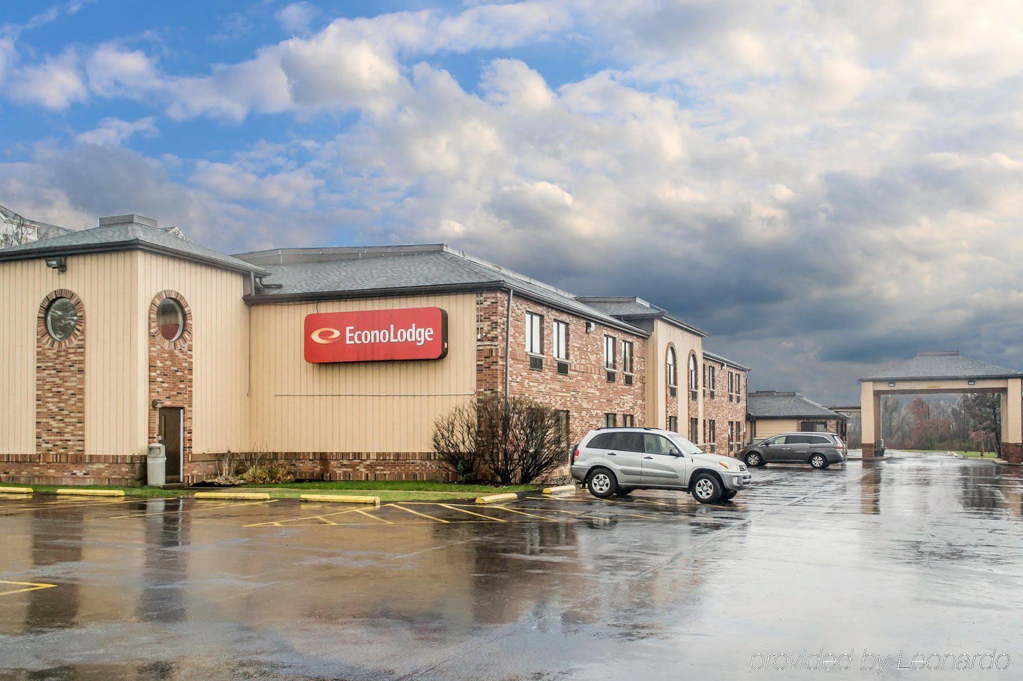 Econo Lodge Cleveland Southeast - Kent Стритсборо Экстерьер фото