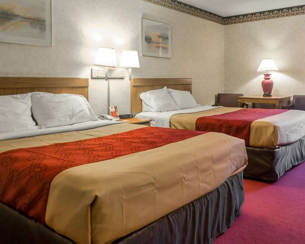 Econo Lodge Cleveland Southeast - Kent Стритсборо Номер фото